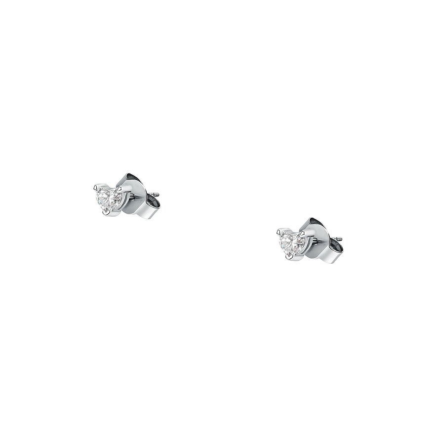 Ein Paar Live Diamond Ohrstecker aus recyceltem Weißgold (375er Legierung) mit herzförmigen Diamanten.