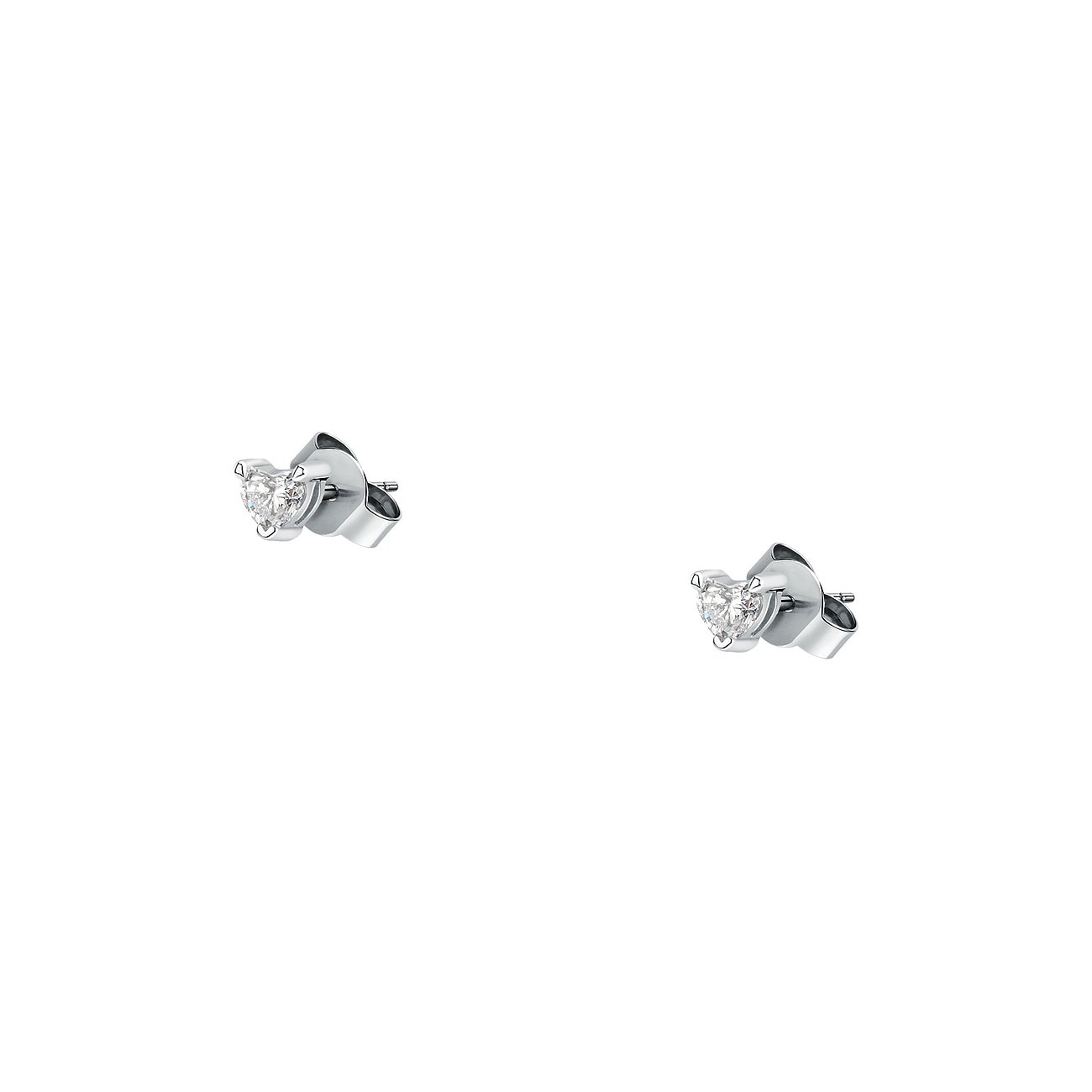 Ein Paar Live Diamond Ohrstecker aus recyceltem Weißgold (375er Legierung) mit herzförmigen Diamanten.